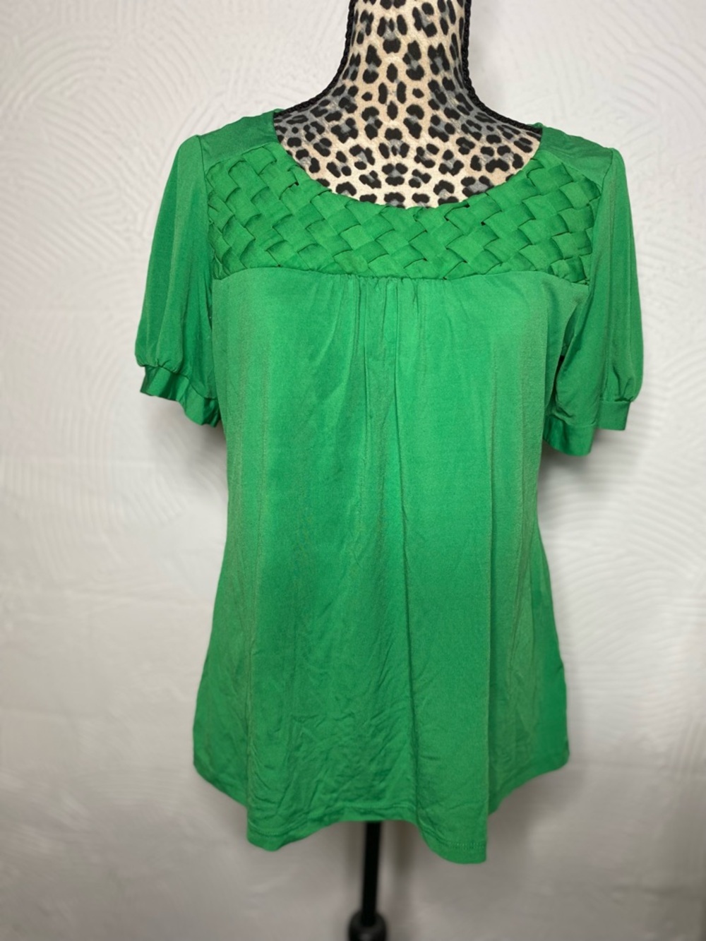AB Studio Green Woven Yoke Short Sleeve Top